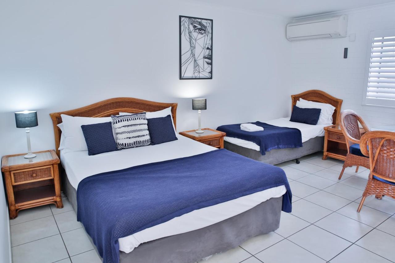 Central Park Motel Rockhampton Buitenkant foto